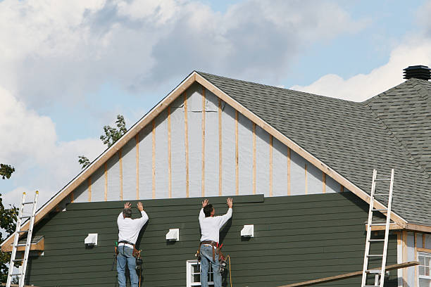 Professional Siding technician working in Avon, CT